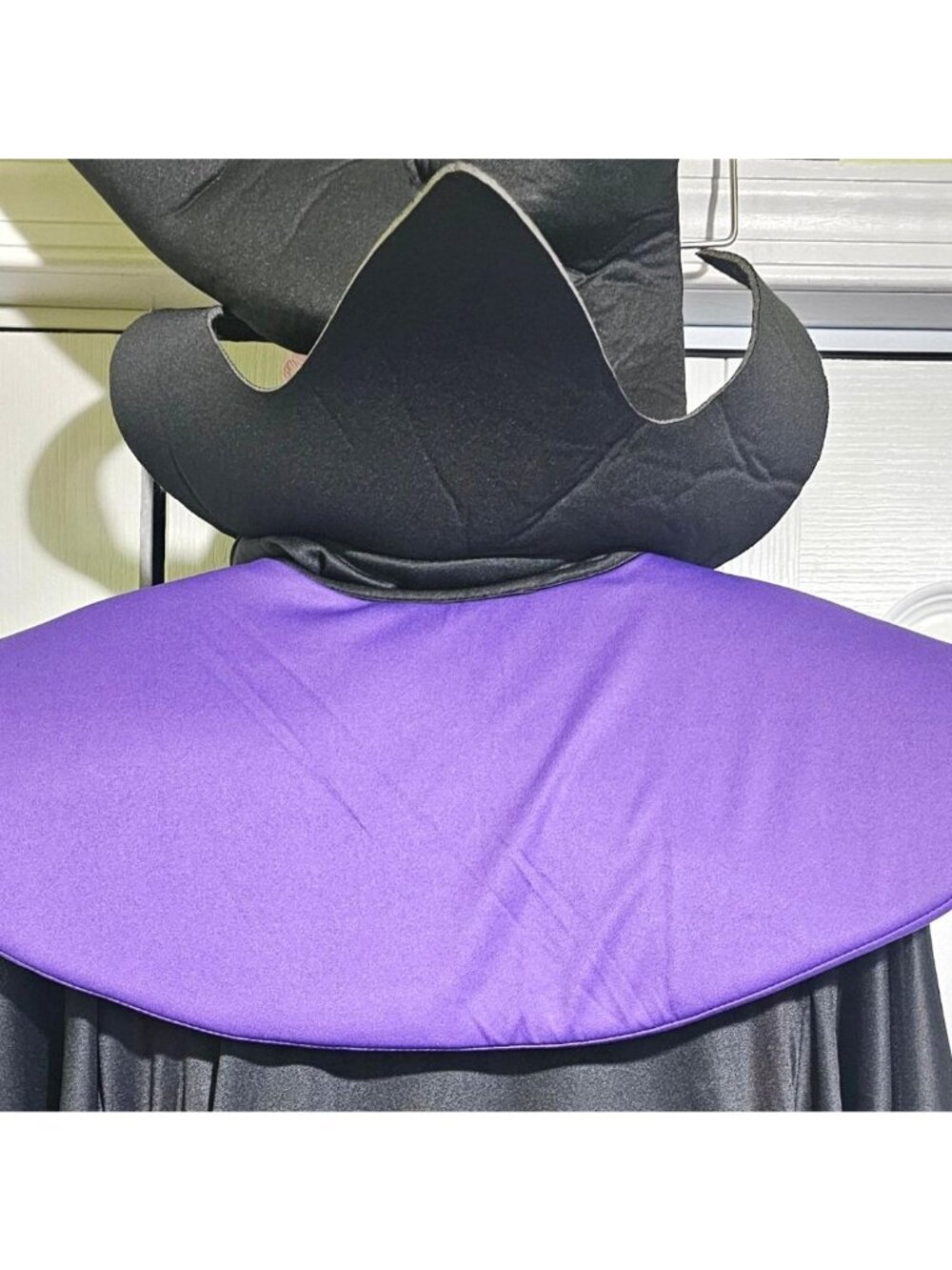 Maleficent Witch Deluxe Costume Women Plus 1X Charades Disney Villain Headpiece - Picture 5 of 7